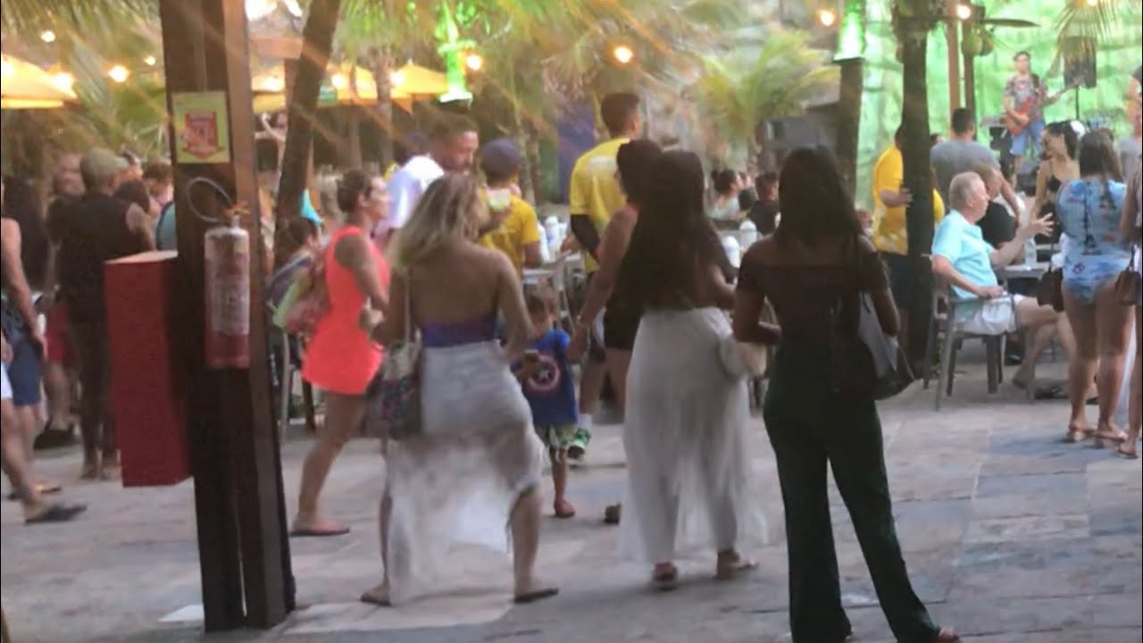 Forró no Crocobeach, Praia do Futuro, Fortaleza, Ceará 🇧🇷