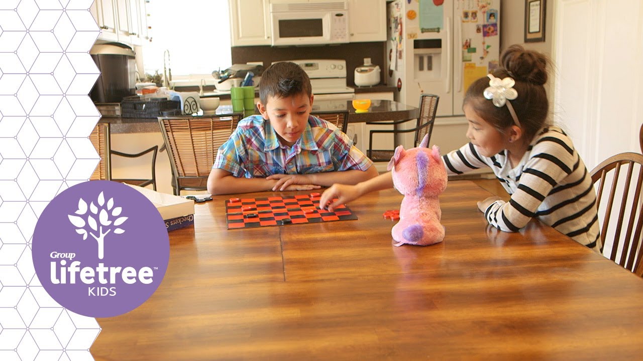 Noa and Makena | Group Kid Vid Cinema