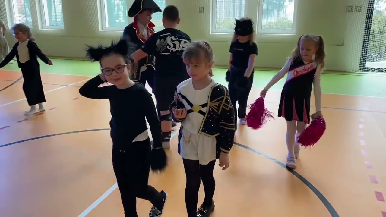 Bal karnawałowy w Szkole Podstawowej im. K. Makuszyńskiego w Wyszynie