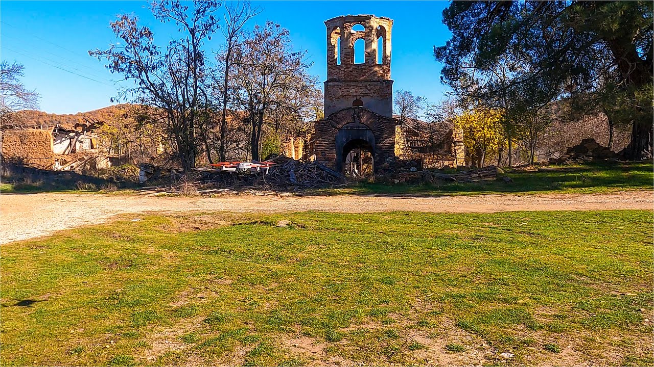 Сив кладенец там където свършва пътят/The village of Siv Kladenets where the road ends