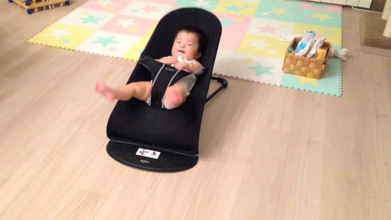 バウンサーの使いがすごい赤ちゃん