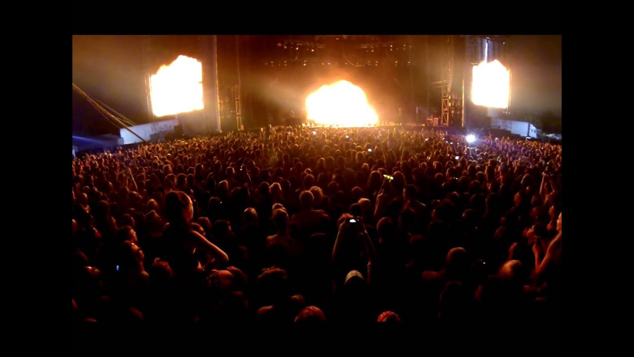 AVICII - CENTENNIAL PARK - #TRUE TOUR - Sydney 2014