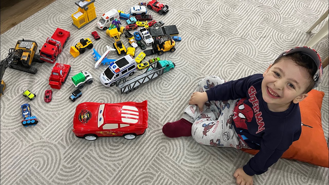 Talha, rode in a helicopter and a car truck | semi-truck crane | tractor çocuk videoları kids Şimşek