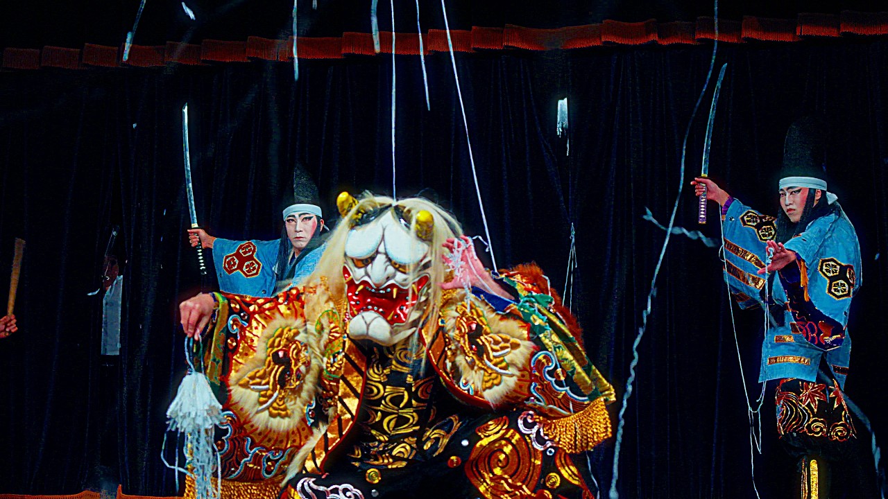 戸谷神楽団 葛城山 in 道の駅舞ロードIC千代田