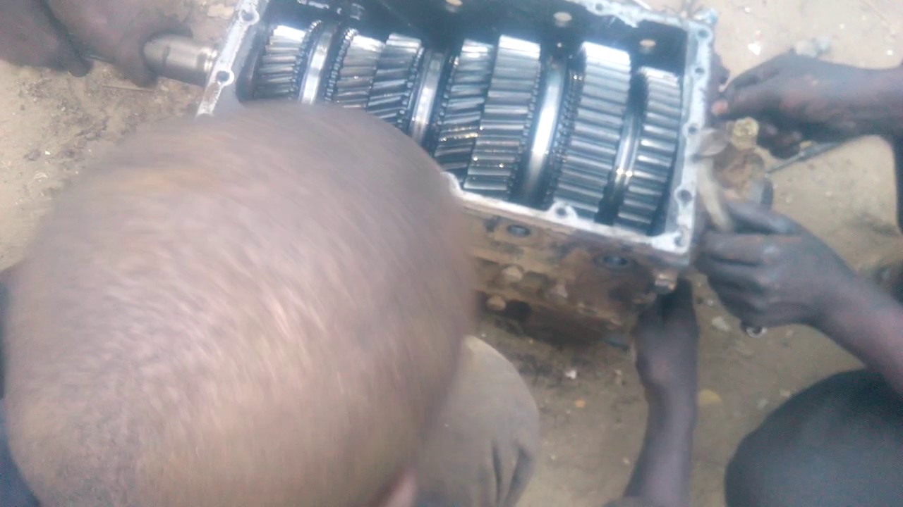 Disassembling a scania f310 GEARBOX in Nairobi Kenya live
