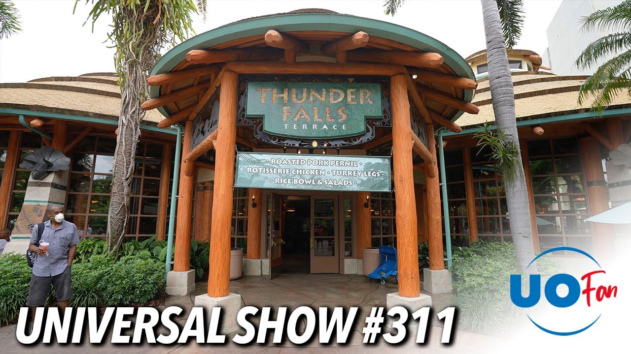 Having a Good Lunch in Jurassic Park at Universal Orlando