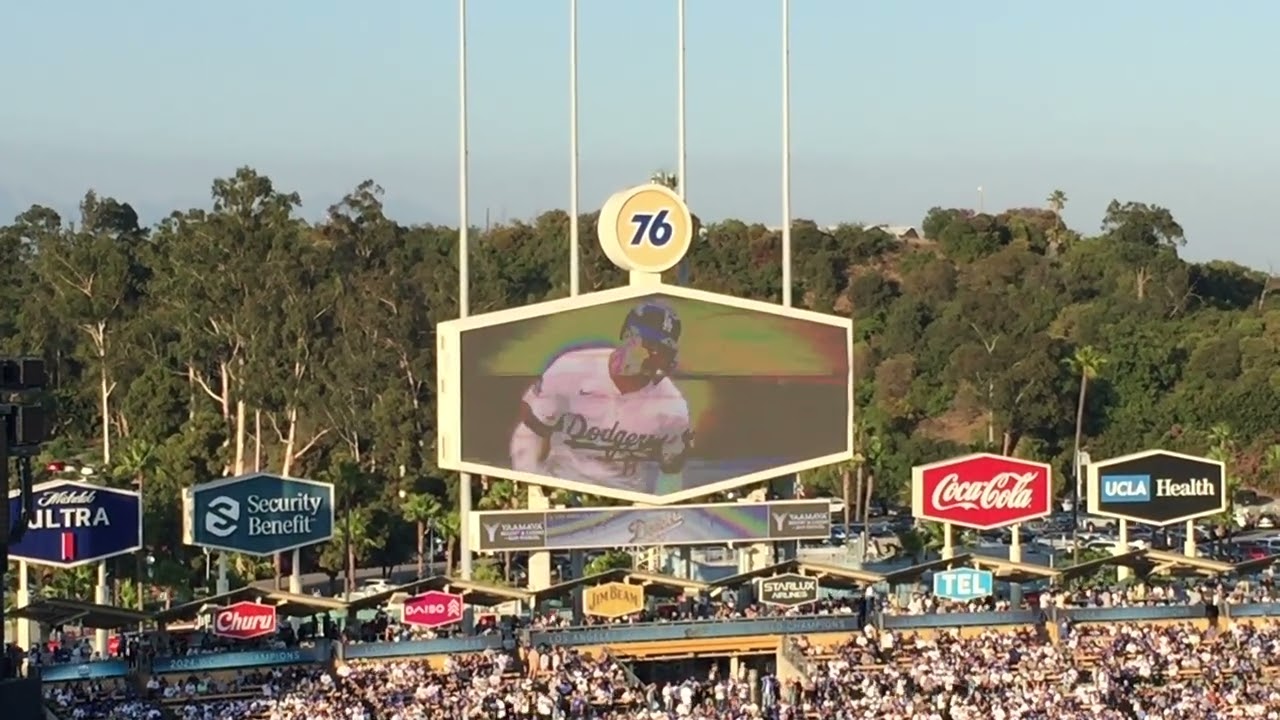 Chicago White Sox vs Los Angeles Dodgers Starting Lineups & Intro 2025