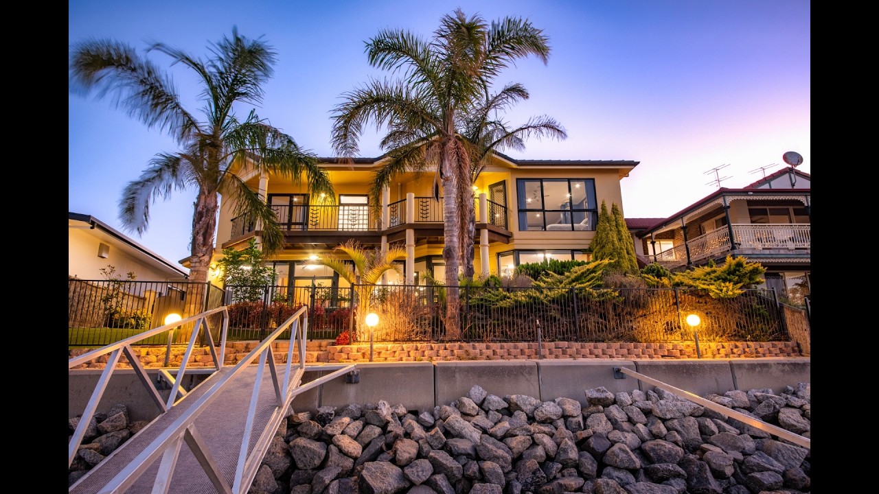 28 Lake View Avenue