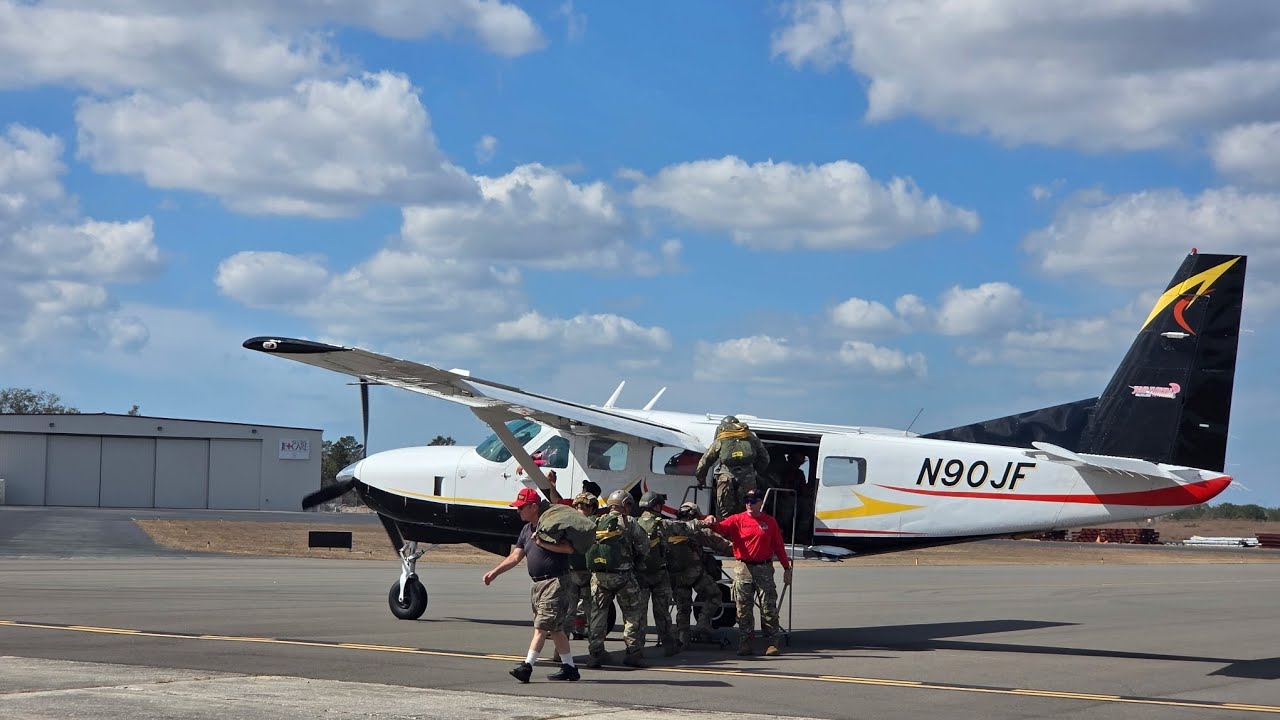 Cessna 208 Caravan Parachute Jump with Phantom Airborne Brigade - Chasing those bloodwings.