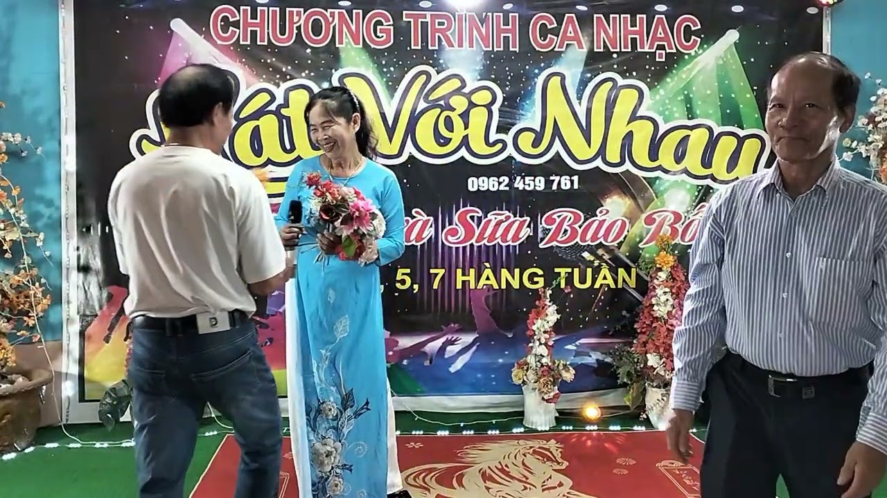 Tình ngăn đôi bờ st le Minh trình bày chị mười nhôm 