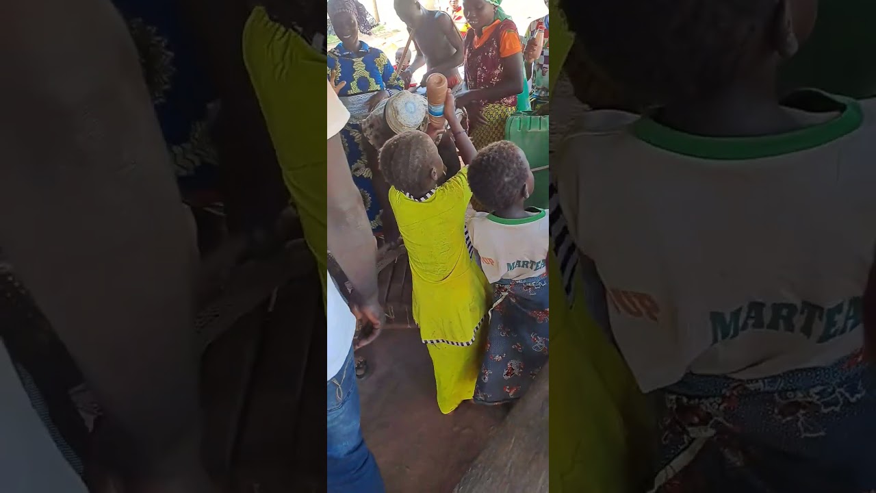 Cette vidéo est prise à N'iondje  village Gbatô le Balafon est joué par les petits enfants du défunt