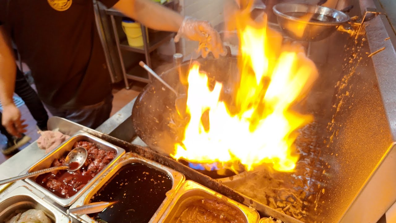 LEGENDARY Char Kway Teow Underground - Kuala Lumpur MALAYSIA