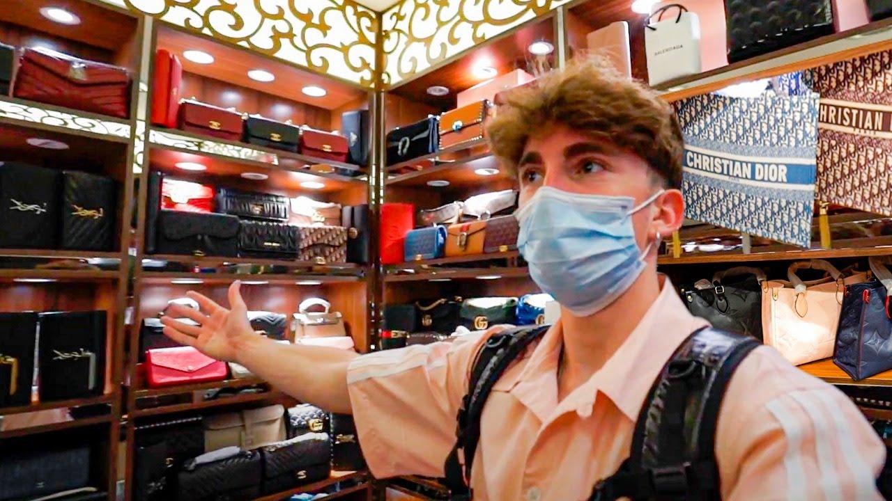 EL MERCADO DE ROPA FAKE M&Aacute;S GRANDE DE DUBAI [bycalitos]