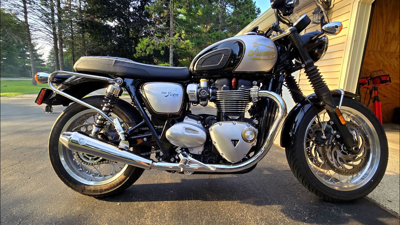 Triumph T120 | British Customs Predator 2.0 Slipons Show and Tell.