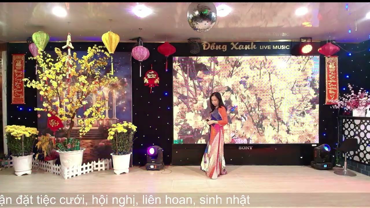 Vẫy Tay Chào - Nguyễn Nhung 