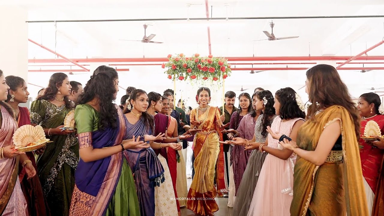 Kerala Bride Team Entry, Kerala Traditional Wedding, Maduraikku Pogathadee Dance Video