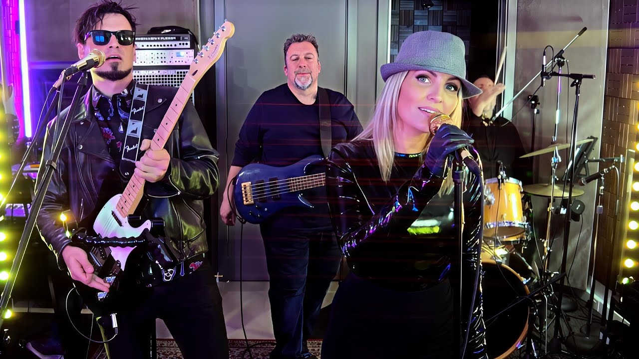 'Dangerous' Roxette | Live Band Arrangement | Sing It Live Concert