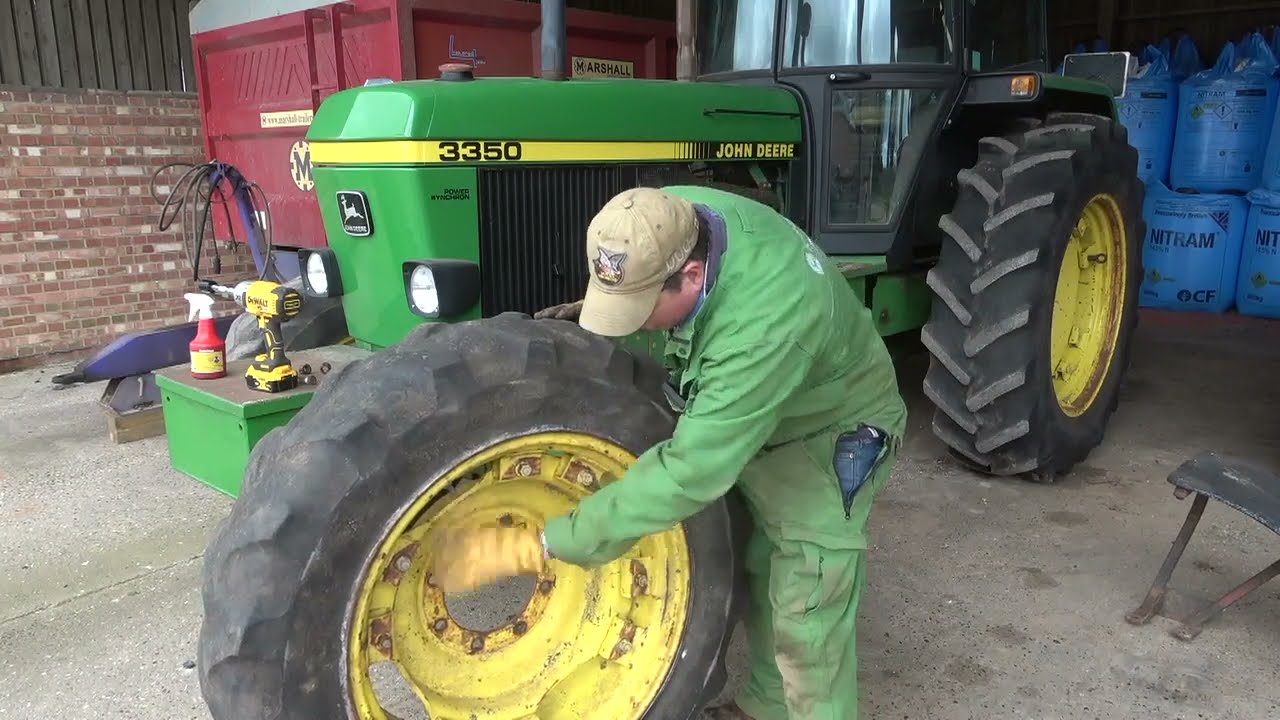 JOHN DEERE 3350 WHEEL SWAP
