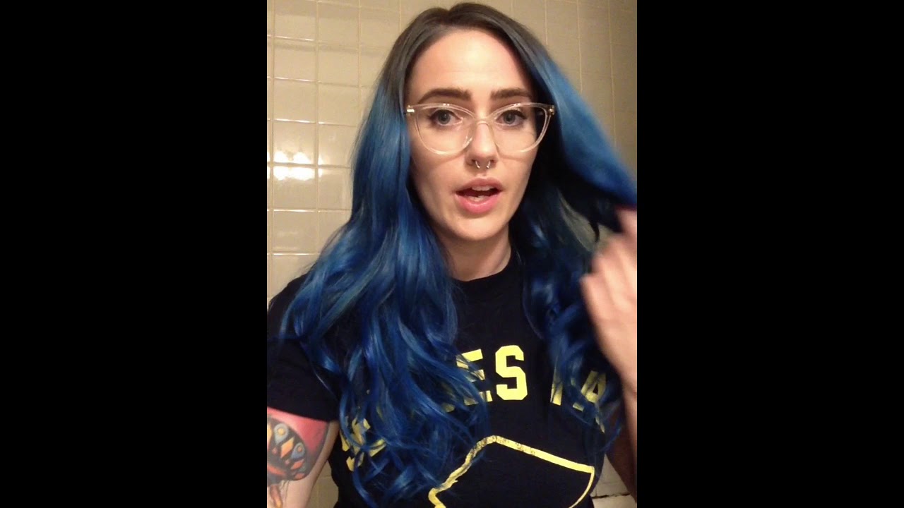 Dyeing My Hair From L'oreal Colorista Teal To Manic Panic Rockabilly Blue!