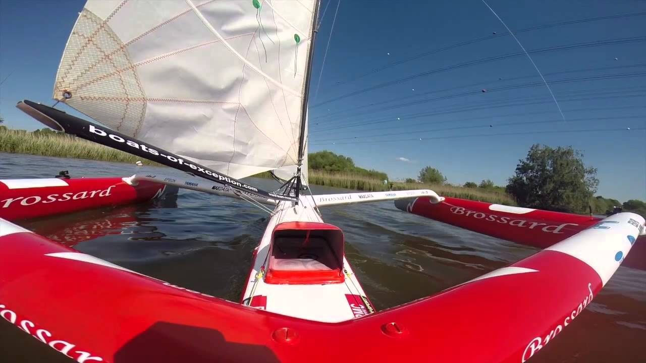 Trimaran 2m RC Brossard