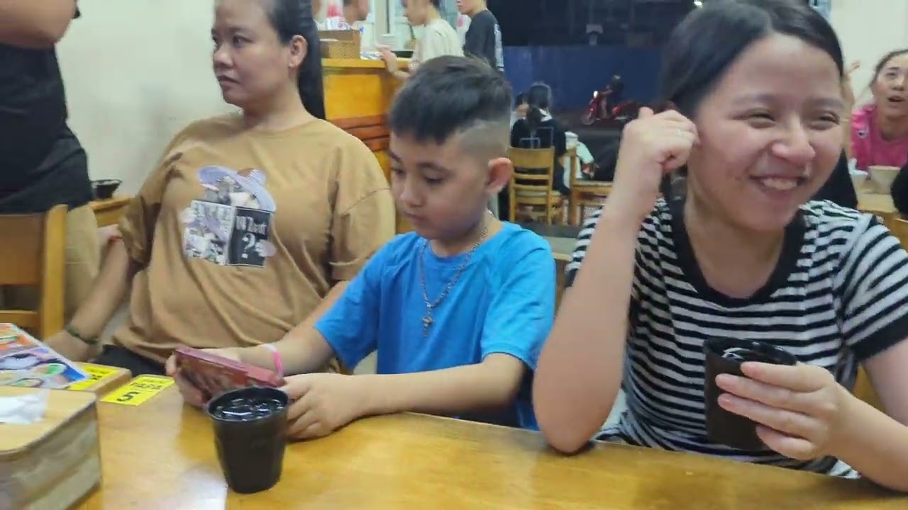 GIA ĐÌNH ĂN CÙNG NHAU CUỐI NĂM 🤗