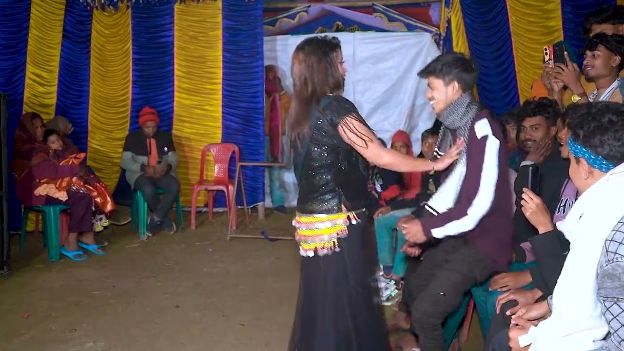 বিয়ে বাড়ির উরাধুরা নাচ |  | Aaj Ke Party Me | Wedding Dance 2026 | New Dance | Juthi Dance Xyz 10M