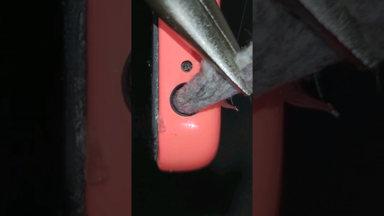Cleaning iPhone audio jack with hot glue ❌ #satisfying #cleaning #asmr