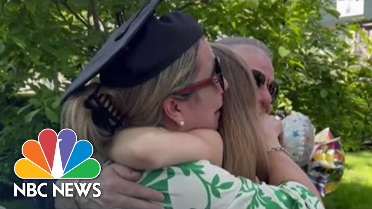 First-Generation College Graduate Honors The Sacrifices Her Parents Made