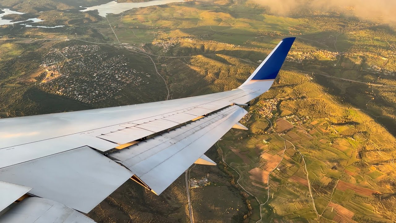 United Airlines Boeing 767-300ER Sunrise Morning Landing at Madrid Barajas | EWR-MAD
