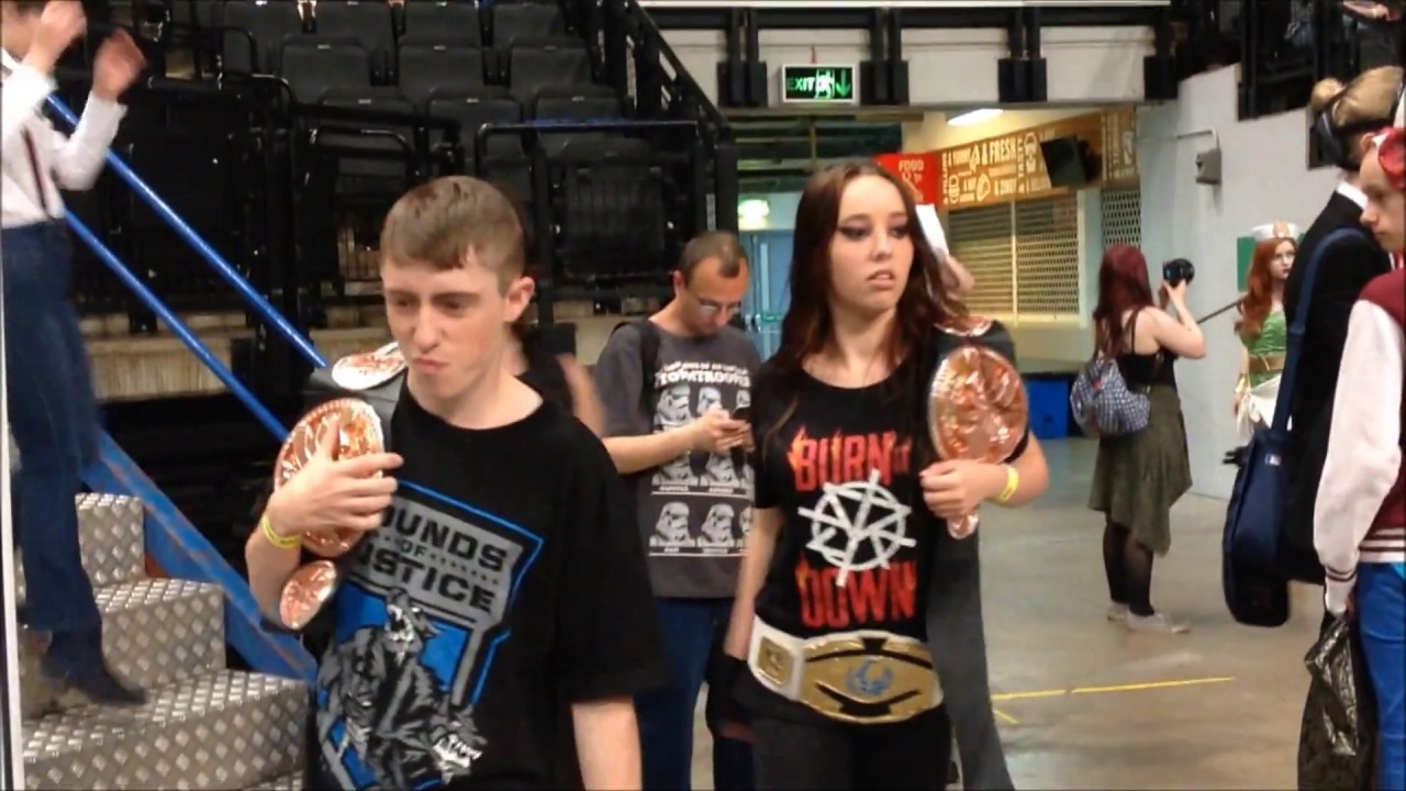Shield Cosplayer Entrance