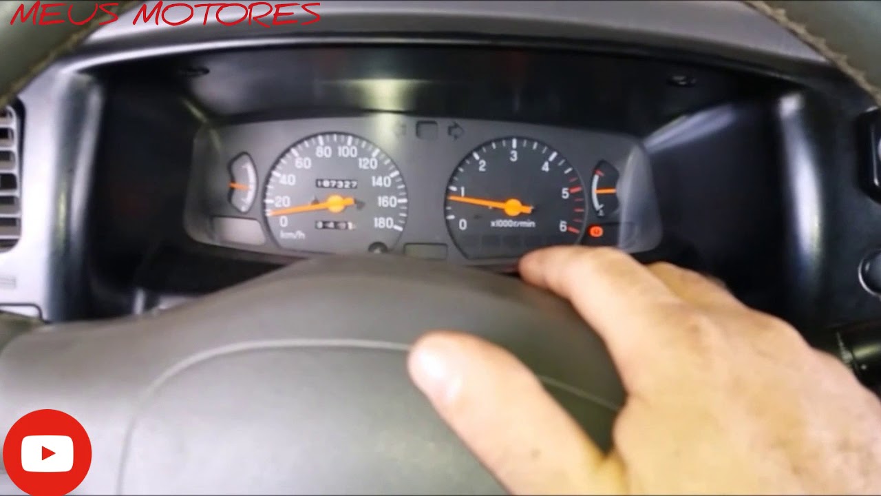 L200 Sport ano 2005 , motor 4D56 2.5 8v turbo diesel vários problemas.