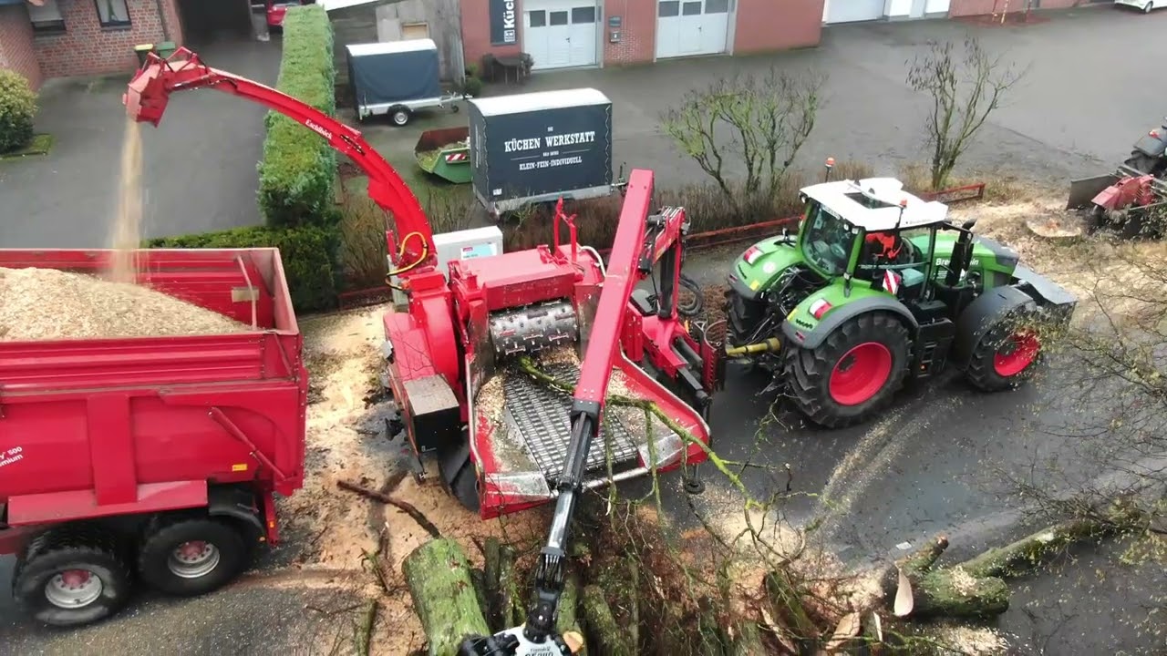 Bredenstein Fällkran und Häcksler