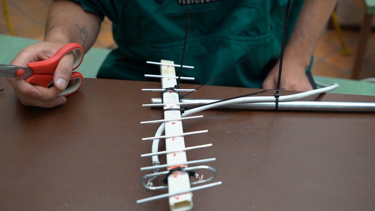 Construye tu antena 3G Borrador