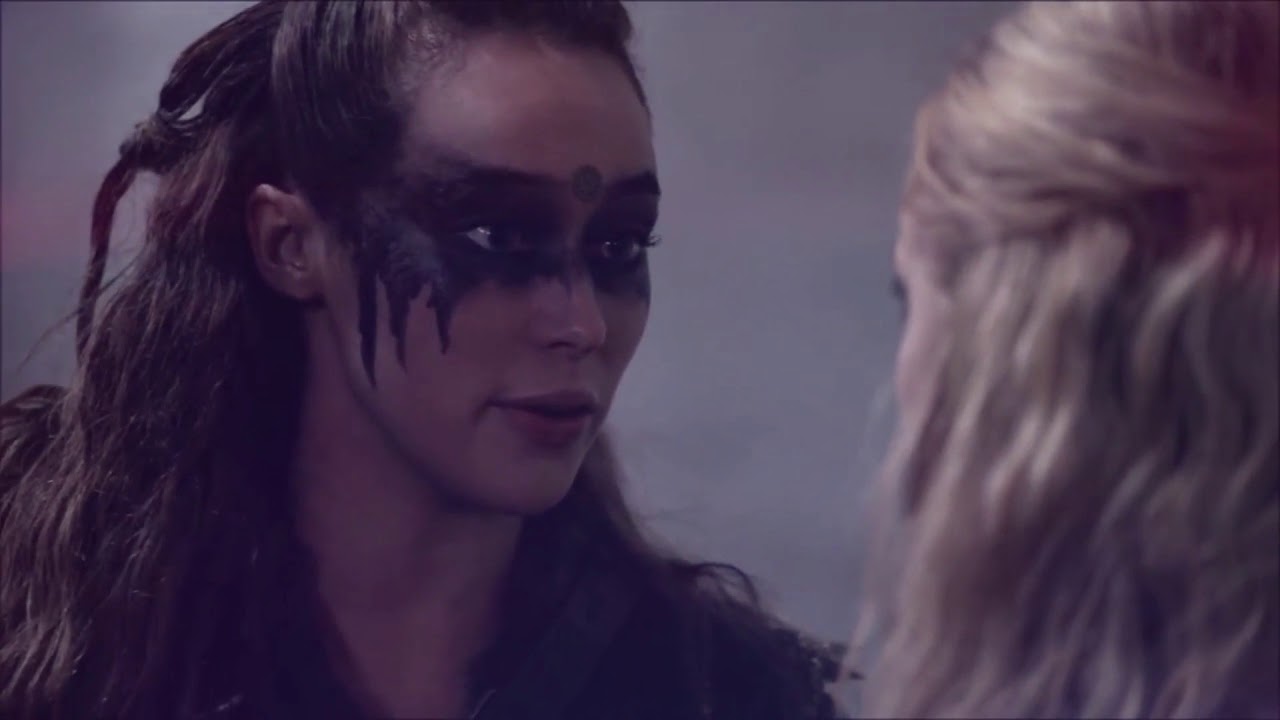 CLEXA - Chasing cars