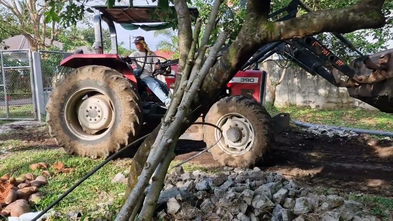 Naka usap nang bulldozer pasok na sasakyan feb 10 2026