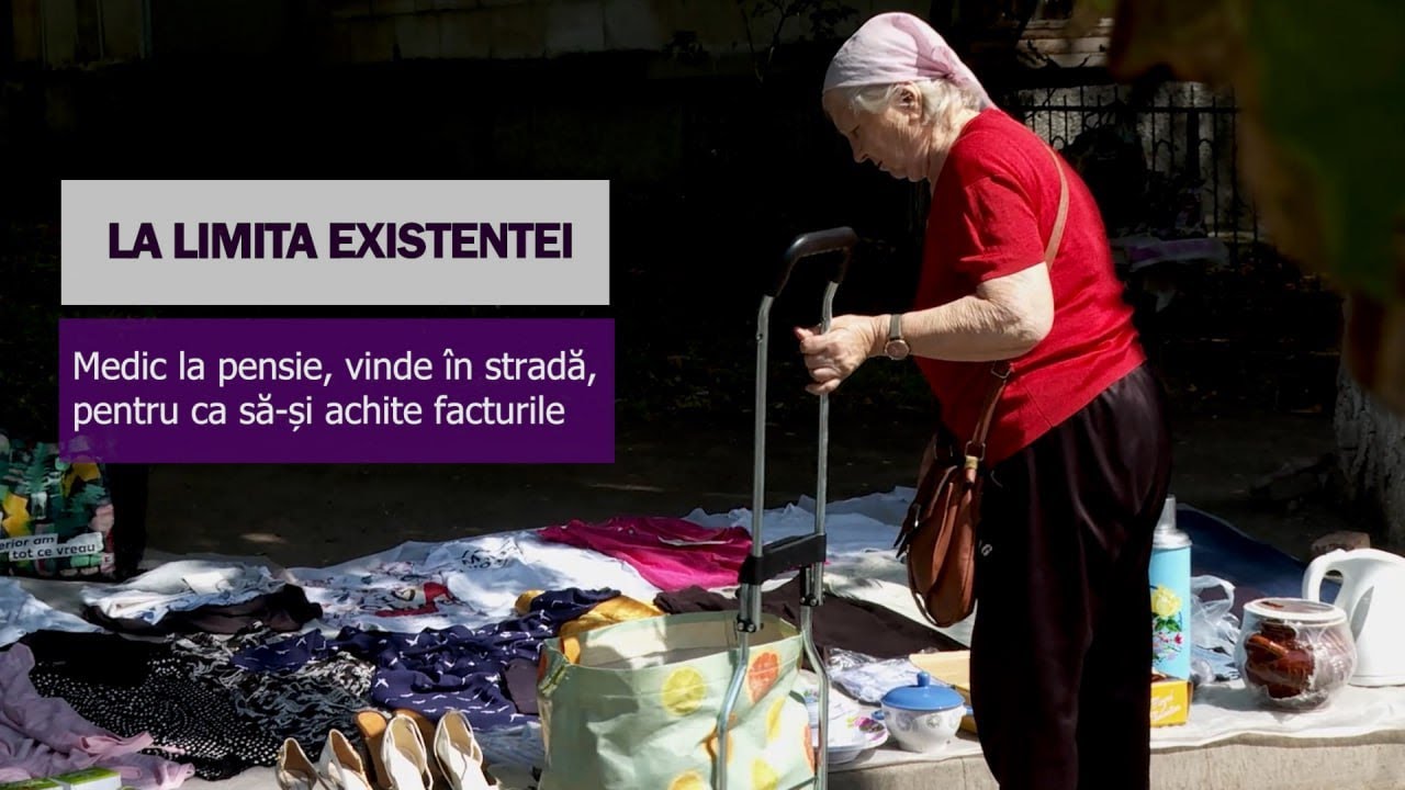 Medic, la pensie, nevoit să vândă în stradă