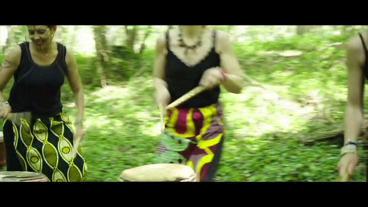 LES AMAZONES   SOKO