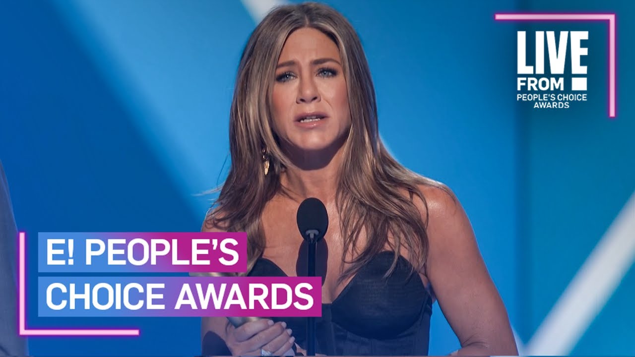 Jennifer Aniston Pays Tribute to 