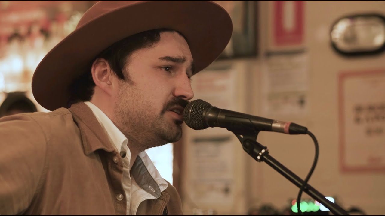Aaron Pollock | Making The Same Mistake (Live at Brunswick Artist's Bar)