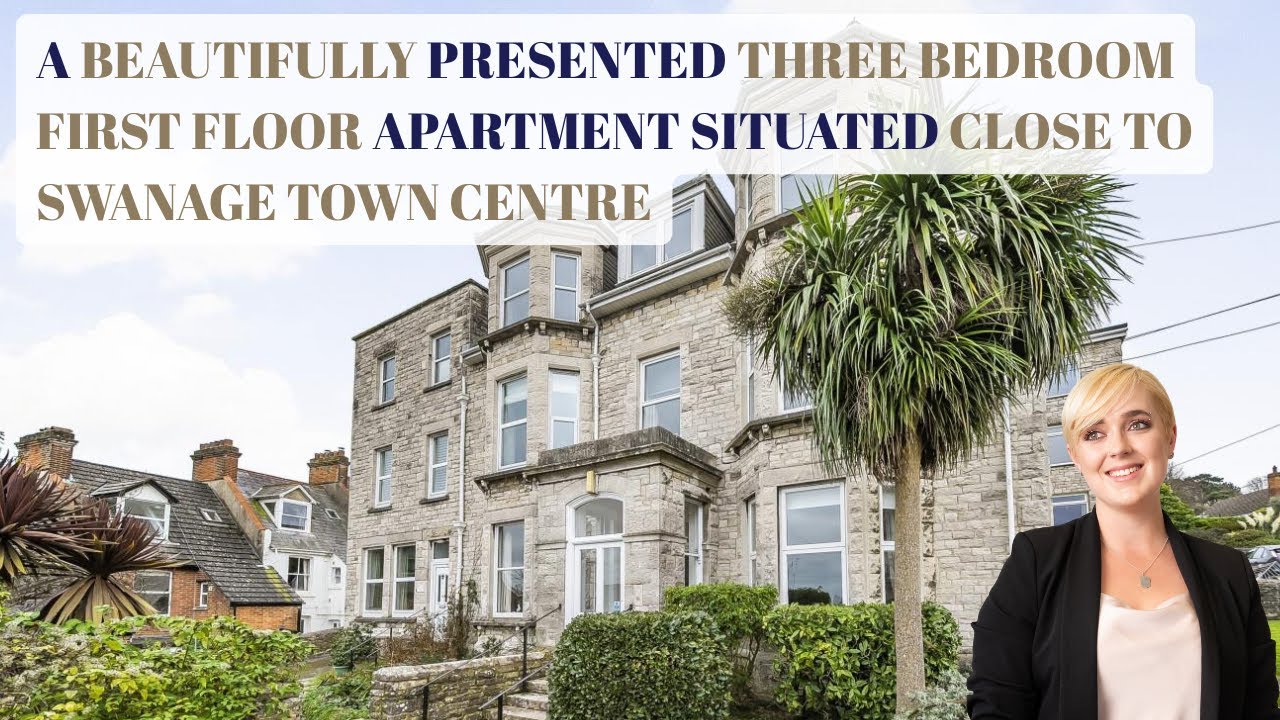 A BEAUTIFULLY PRESENTED THREE BEDROOM FIRST FLOOR APARTMENT SITUATED CLOSE TO SWANAGE TOWN CENTRE