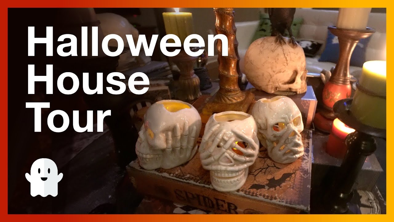 Halloween House Tour - Boddy Creek Manor 2020:  See the Headless Horseman, Fortune Teller & Spiders!