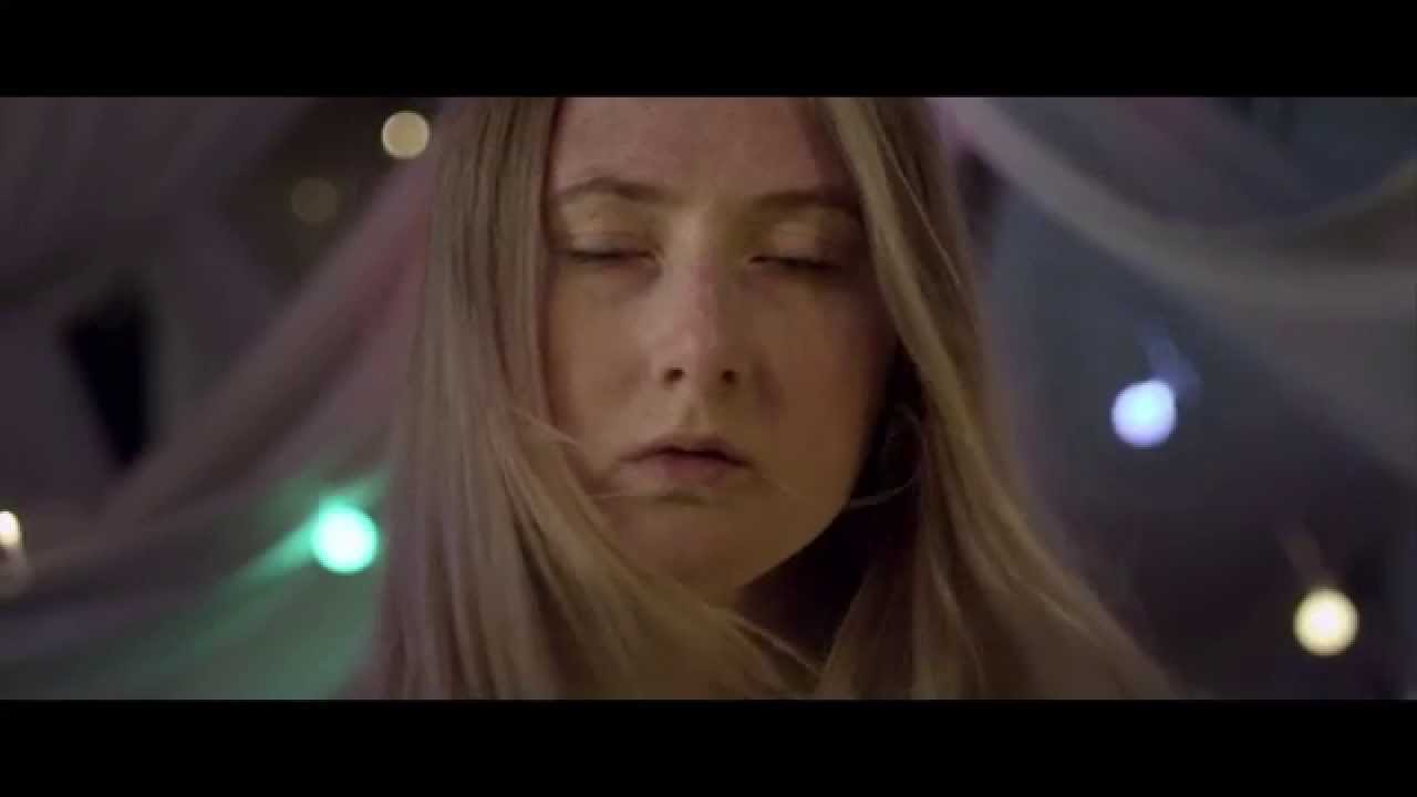 Dolce - Gr&ouml;na H&ouml;jder (Official video)