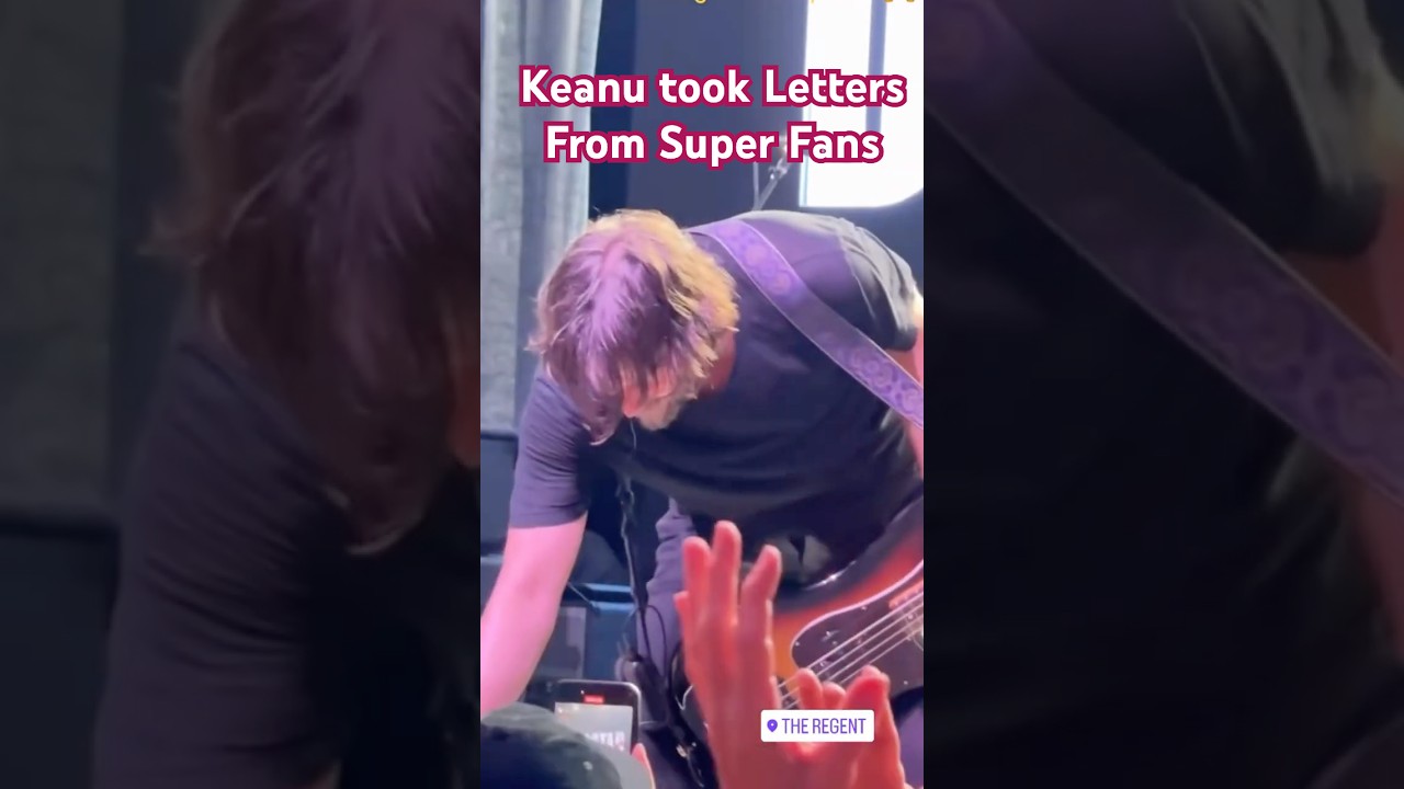 Keanu Reeves took letters from super Fans ❤️❤️ so sweet 💯