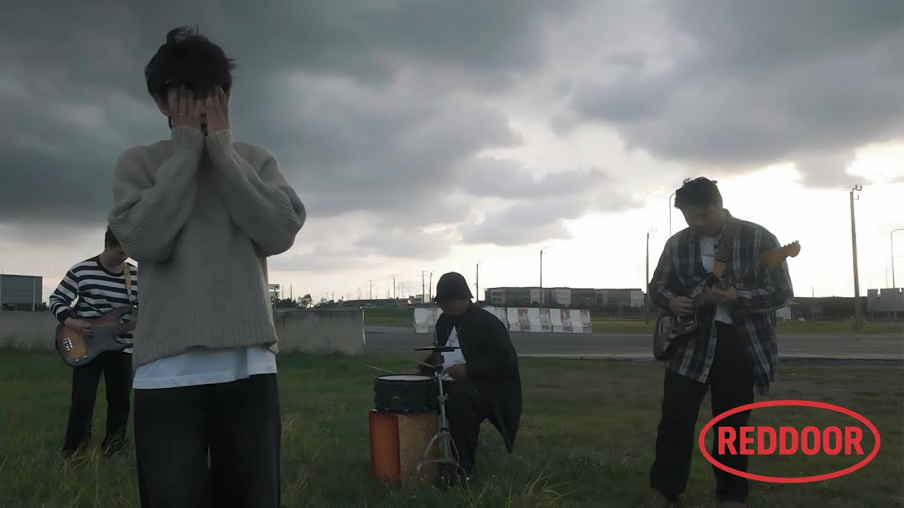 REDDOOR - ยังรอคอย [Official MV]