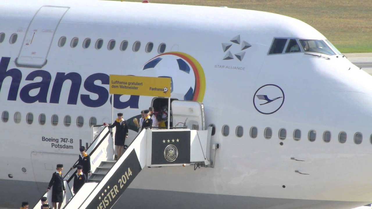 German World Cup Champions Land At Berlin TXL With The Trophy ..