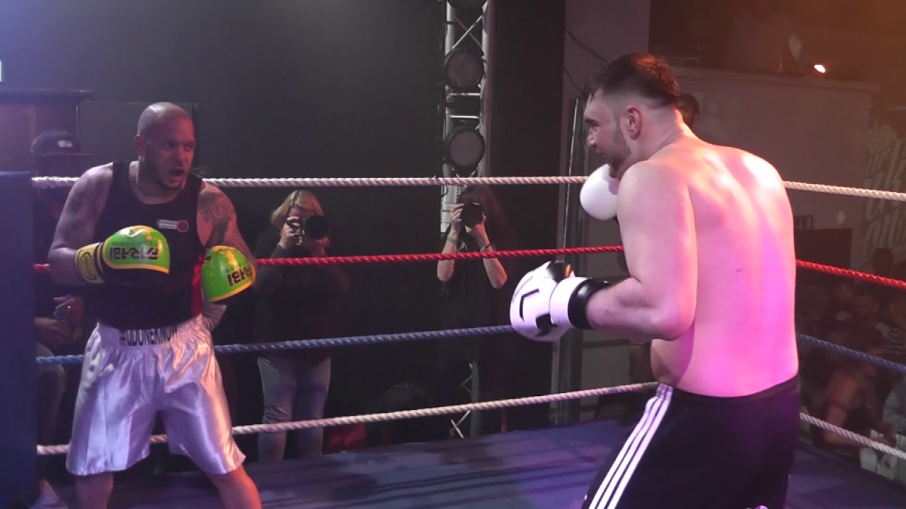 Southpaw Chris Ball Vs Jason James