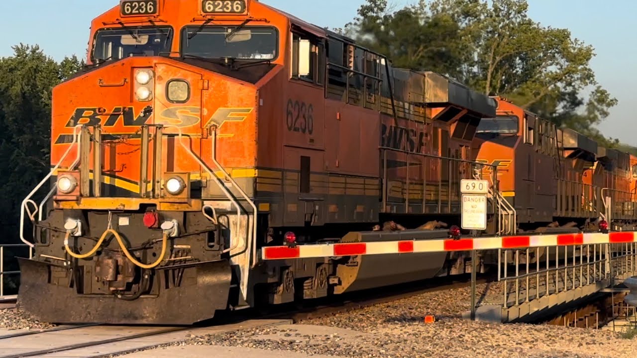 8 train morning on the BNSF Emporia sub at the bridge by Pomona!
