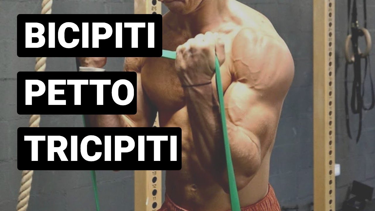 PETTO e BRACCIA ENORMI in 10 minuti (allenamento con elastico a casa)