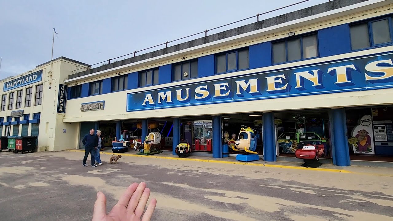 Arcade Tour: Exploring Bournemouth's Happyland Amusements 🇬🇧