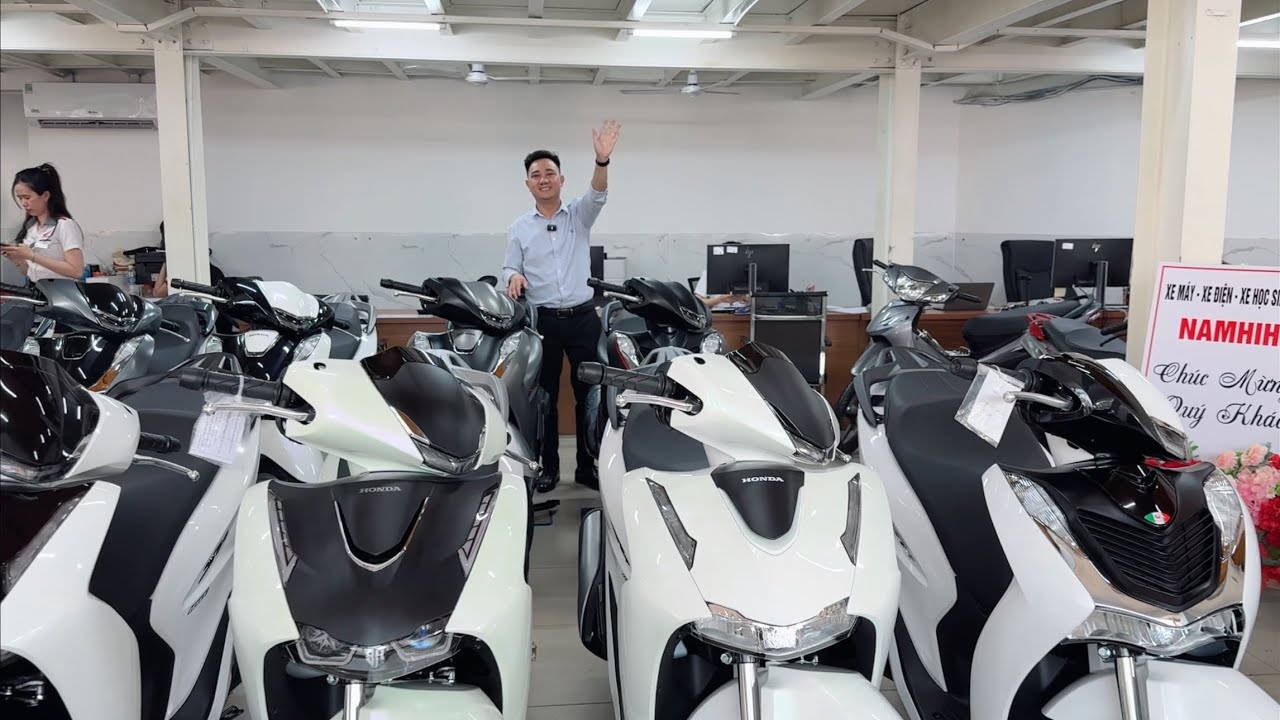 So s&aacute;nh Sh 160 2026 v&agrave; Sh 160 2025 - Nam hihi